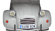 Photographie de face d'une 2CV, moitié inférieure