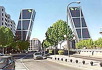 April in Madrid: das "Europa Tor", auch von den Madrilenern die "K.I.O. Trme" genannt, nach dem Namen des Bautrgers, das "Kuwait Investment Office"