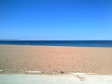 The Las Marinas beach in Denia in winter, pictured from the restaurant “La Cova del Mero”