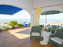 Terrasse mit Pool und panoramischem Meer- und Talblick ber La Safor in Pego