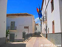 Strasse eines andalusischen Dorfes in den Alpujarras
